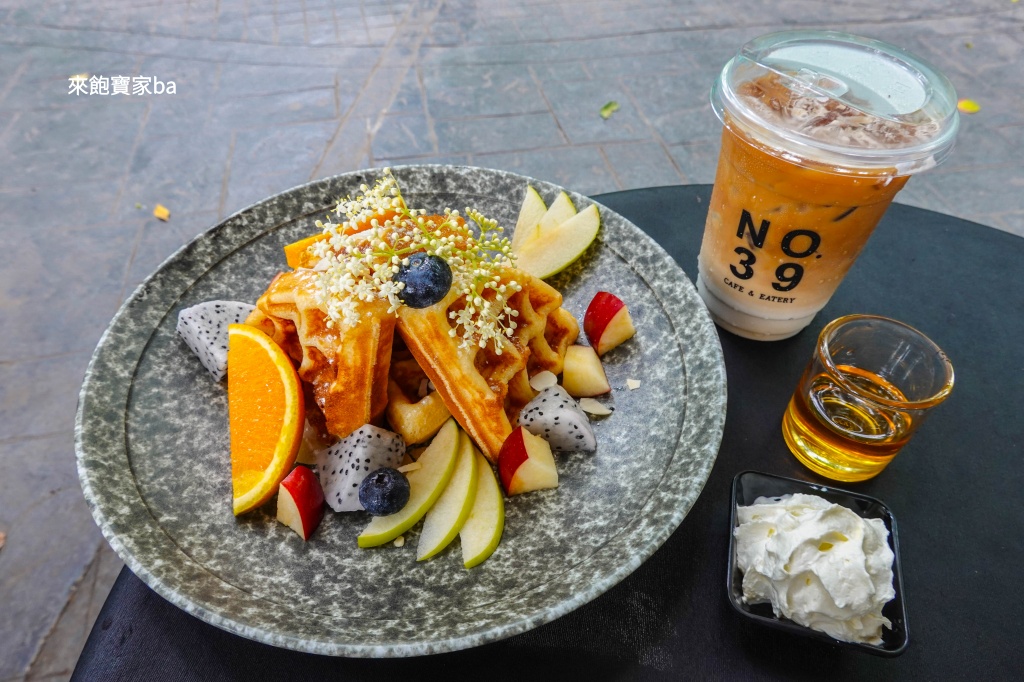 清邁景點【No.39 Cafe】森林系池畔咖啡館，鄰近清邁藝術村Baan Kang Wat、悟孟寺 @來飽寶家ba