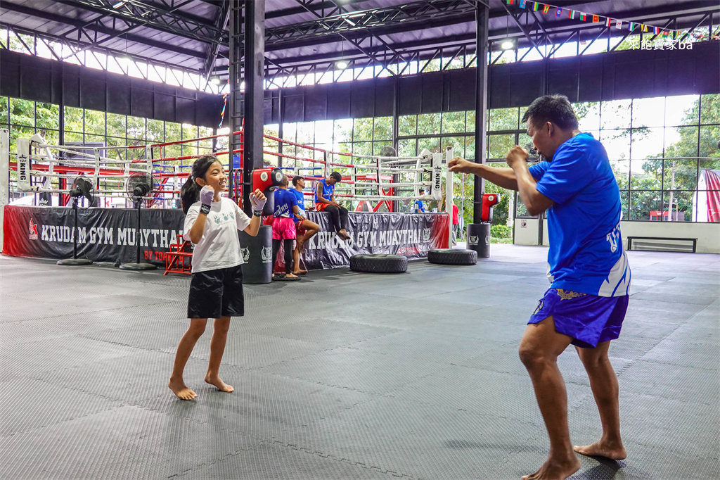 【清邁泰拳】Krudam Gym 專業教練帶領，7-14歲零基礎也能快速上手 @來飽寶家ba