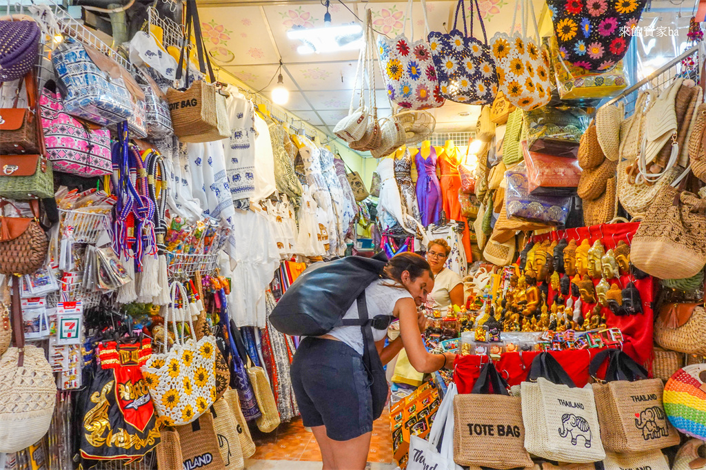 曼谷景點【美功鐵道市場】Maeklong Railway Market ：最新火車時間、交通包車、周邊一日遊攻略 @來飽寶家ba