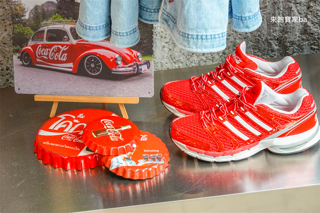 曼谷嵩越路【% Arabica &times; Adidas】舊城區最潮新地標~買泰國限定款，喝咖啡賞昭披耶河無敵景觀 @來飽寶家ba