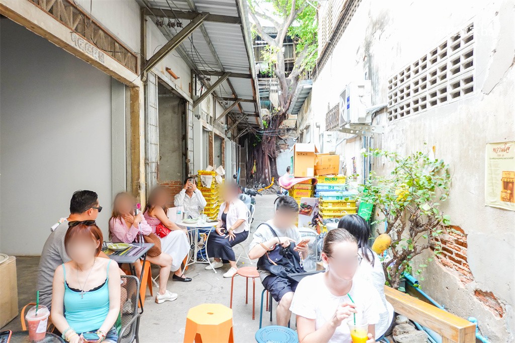 曼谷嵩越路【Wanjai Cafe House】泰國國民甜點，40年人氣芒果糯米飯 @來飽寶家ba