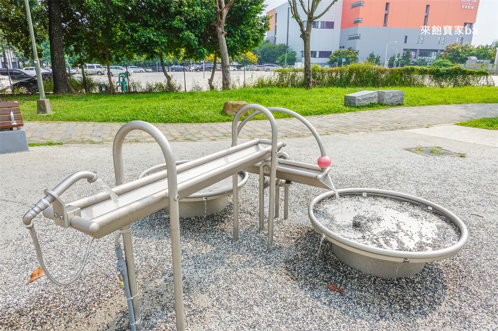 台中免費玩水景點【干城海螺水公園】LaLaport旁水陸遊戲場! @來飽寶家ba 台中免費玩水景點【干城海螺水公園】LaLaport旁水陸遊戲場! @來飽寶家ba