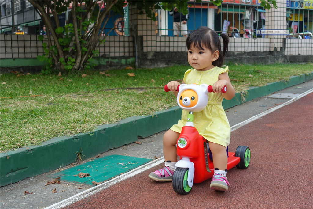 Creative Baby創寶貝國民版多功能滑板車/嚕嚕車(紅色) @來飽寶家ba