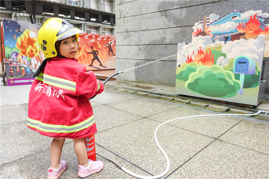 【新竹親子景點】新竹消防博物館｜小小消防員免費體驗滅火、濃煙室、電動消防車，救援小隊GO！ @來飽寶家ba