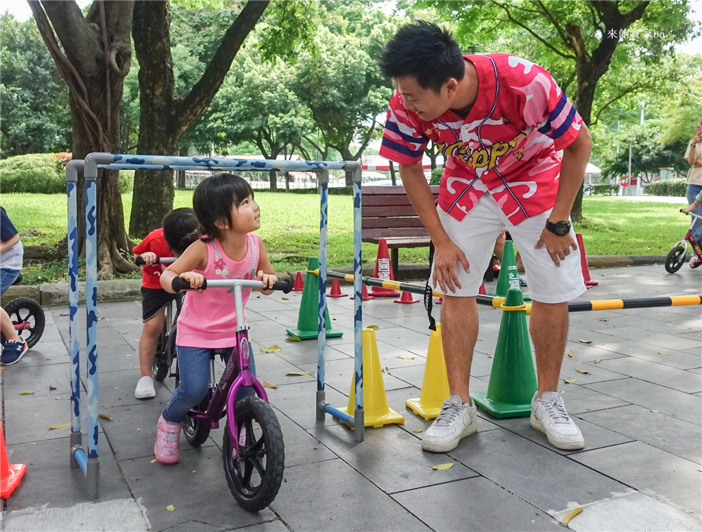 暑假邊玩邊學！台中市救國團兒童創意小學院2019夏令營、親子營隊活動、才藝班，成人課程開始報名囉~ @來飽寶家ba