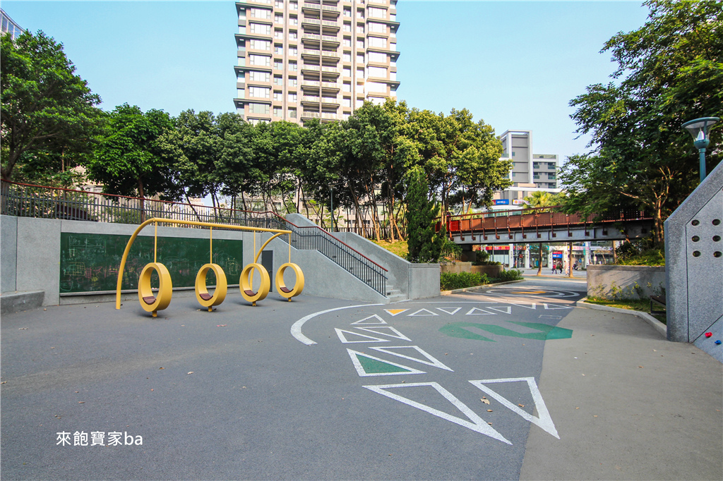 【新竹親子景點】關新公園（日光公園）城市裡的後花園占地3500坪，涵蓋5大兒童遊戲區域，地理位置優越的特色遊戲場 @來飽寶家ba