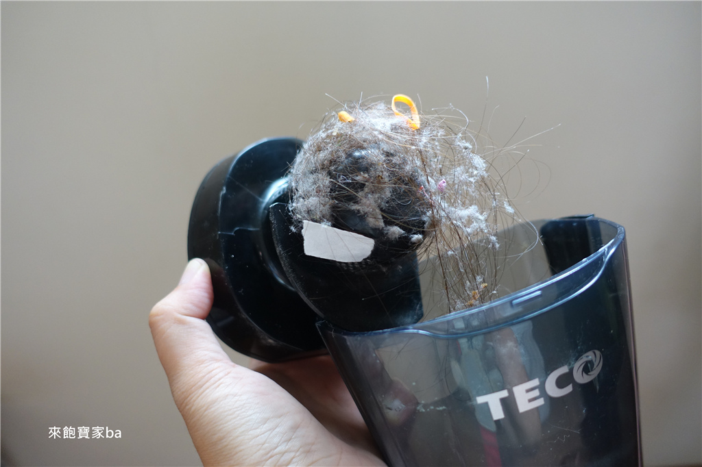 【居家清潔】TECO 東元直立手持拖地三合一無線吸塵器，同步吸塵濕拖，居家打掃超Easy！ @來飽寶家ba