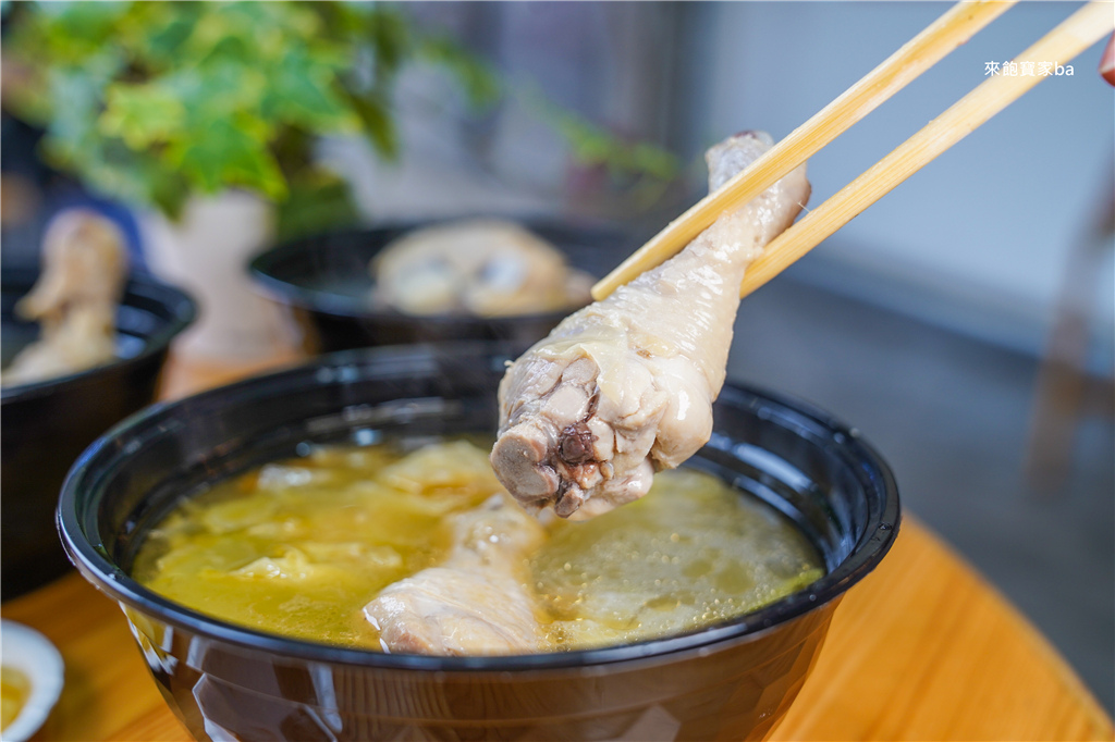 【台中精明商圈美食】狸長村民食堂-煲湯炸雞｜六小時溫補煲湯、獨門秘製炸雞，台中西屯好吃宵夜推薦! @來飽寶家ba