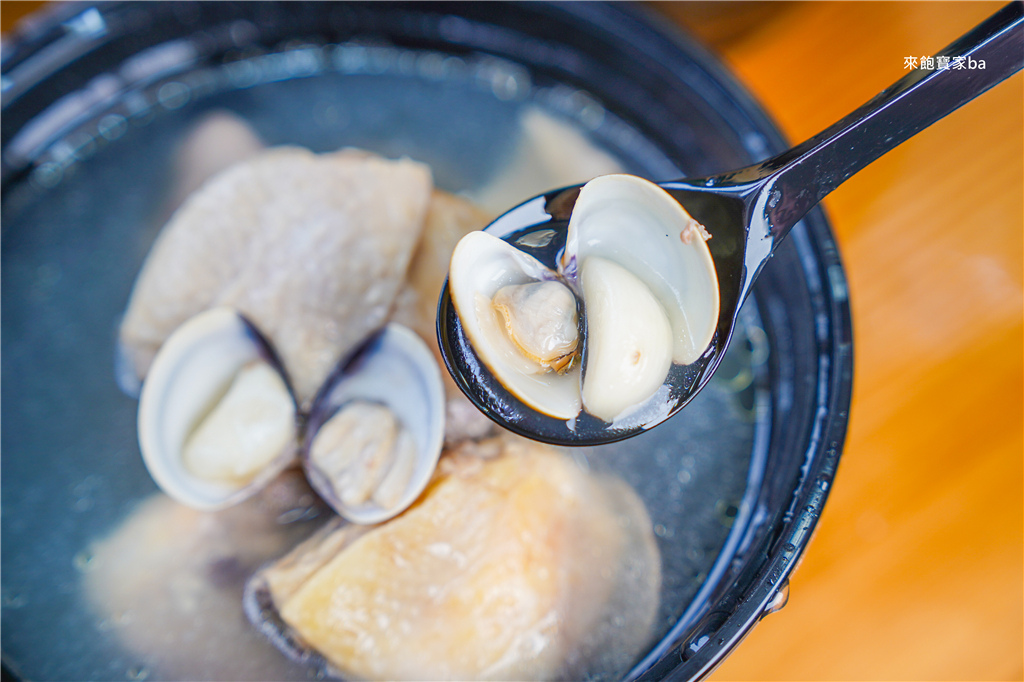 【台中精明商圈美食】狸長村民食堂-煲湯炸雞｜六小時溫補煲湯、獨門秘製炸雞，台中西屯好吃宵夜推薦! @來飽寶家ba