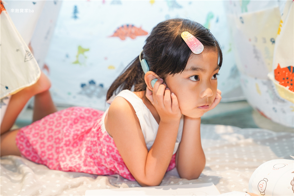 【兒童耳機推薦】myFirst 骨傳導藍牙無線兒童耳機｜全球第一款骨傳導兒童耳機，超輕量長戴舒適，守護孩子的耳朵！ @來飽寶家ba